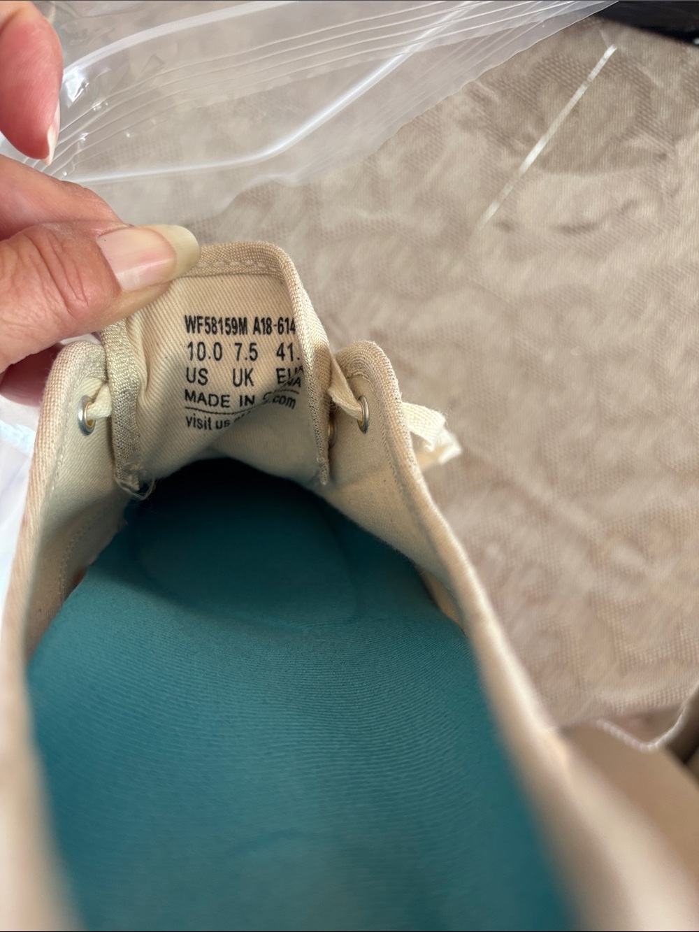 NWOT Keds iridescent Gold triple decker Hulu Foxing Tassel Trim Sneakers SZ 10 - Picture 8 of 15